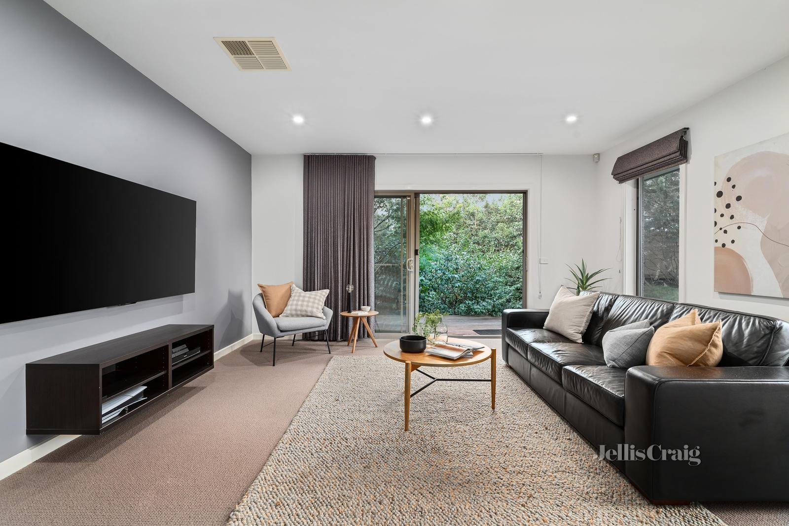 2 Brine Street, Mount Waverley image 4