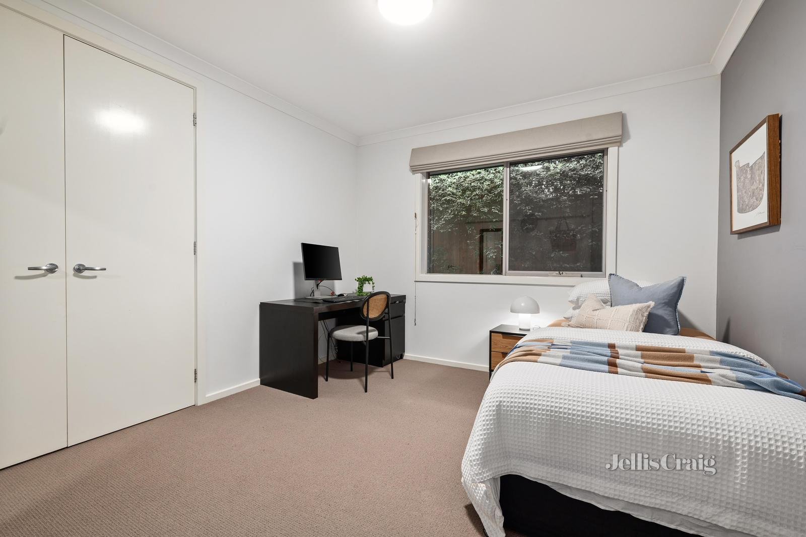 2 Brine Street, Mount Waverley image 9