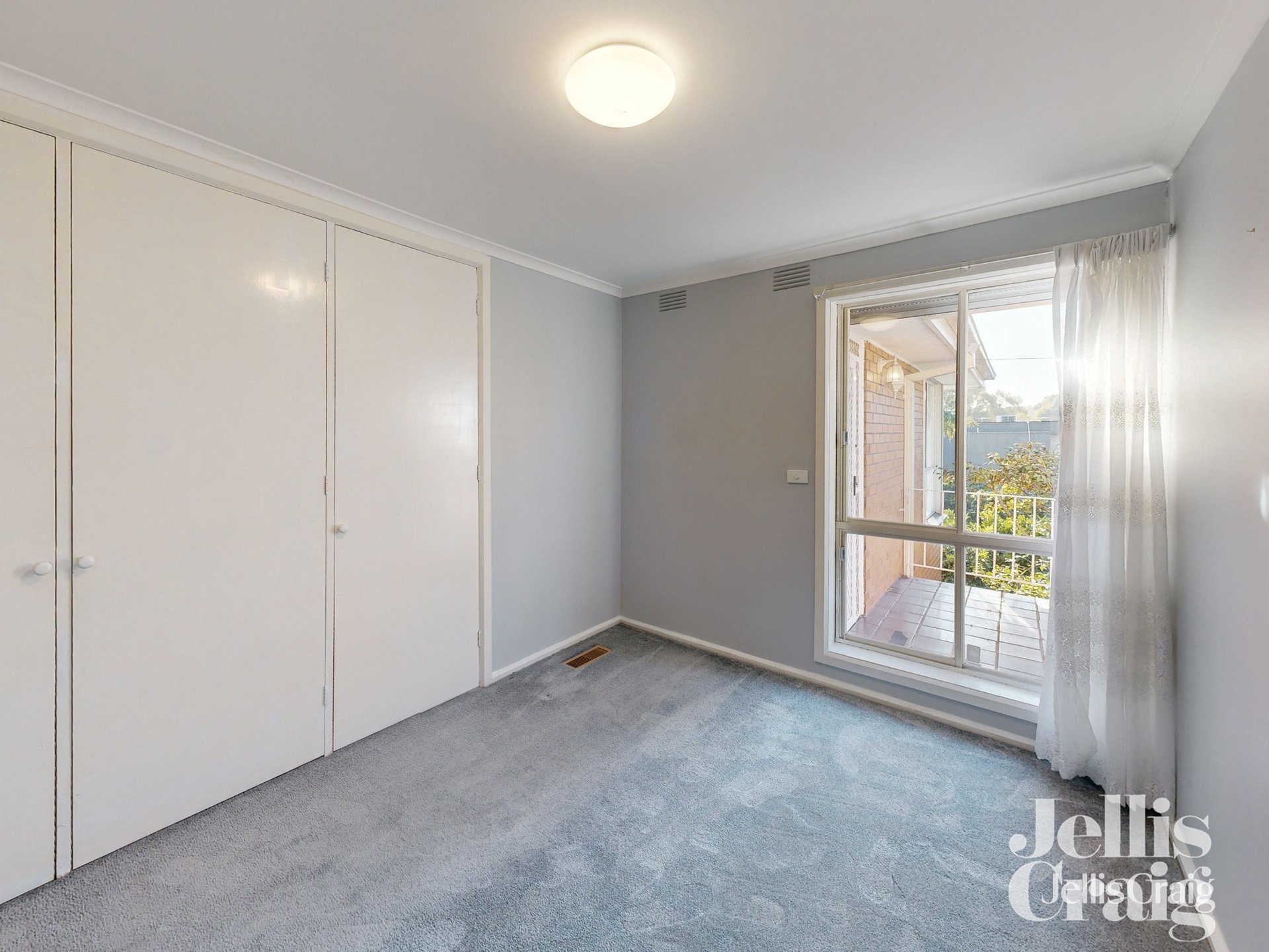 2 Brisbane Street, Strathmore image 6