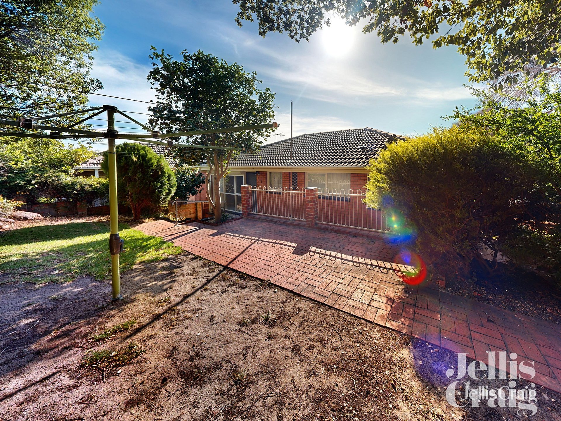 2 Brisbane Street, Strathmore image 11