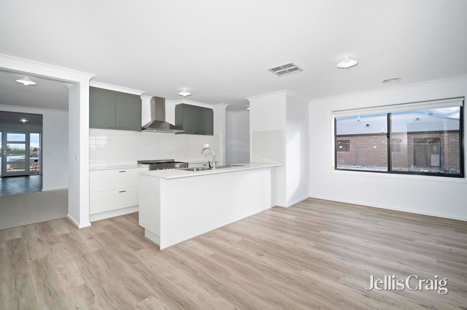 2 Brolga Boulevard, Winter&nbsp;Valley image 4