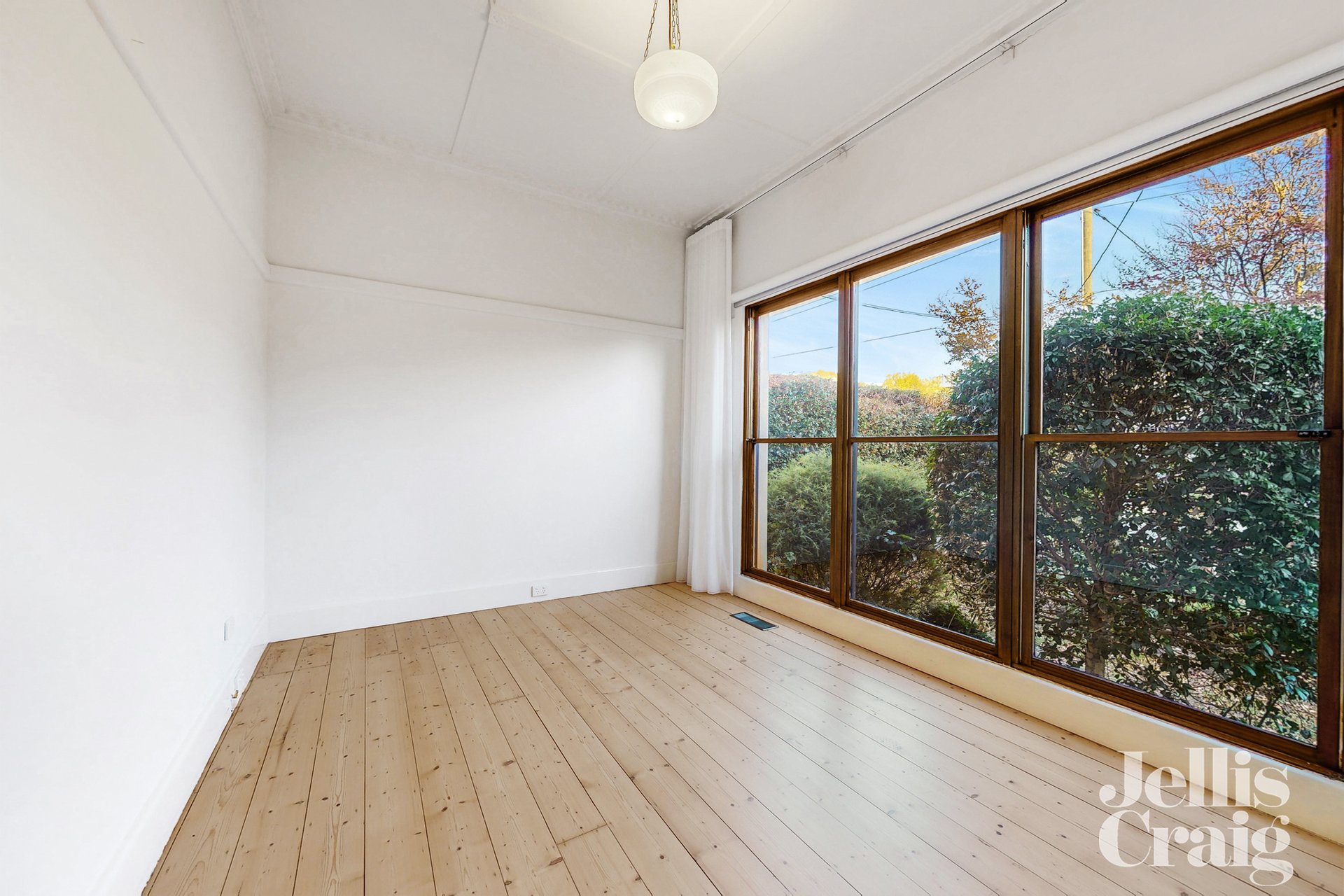 2 Bruce Street, Strathmore image 9