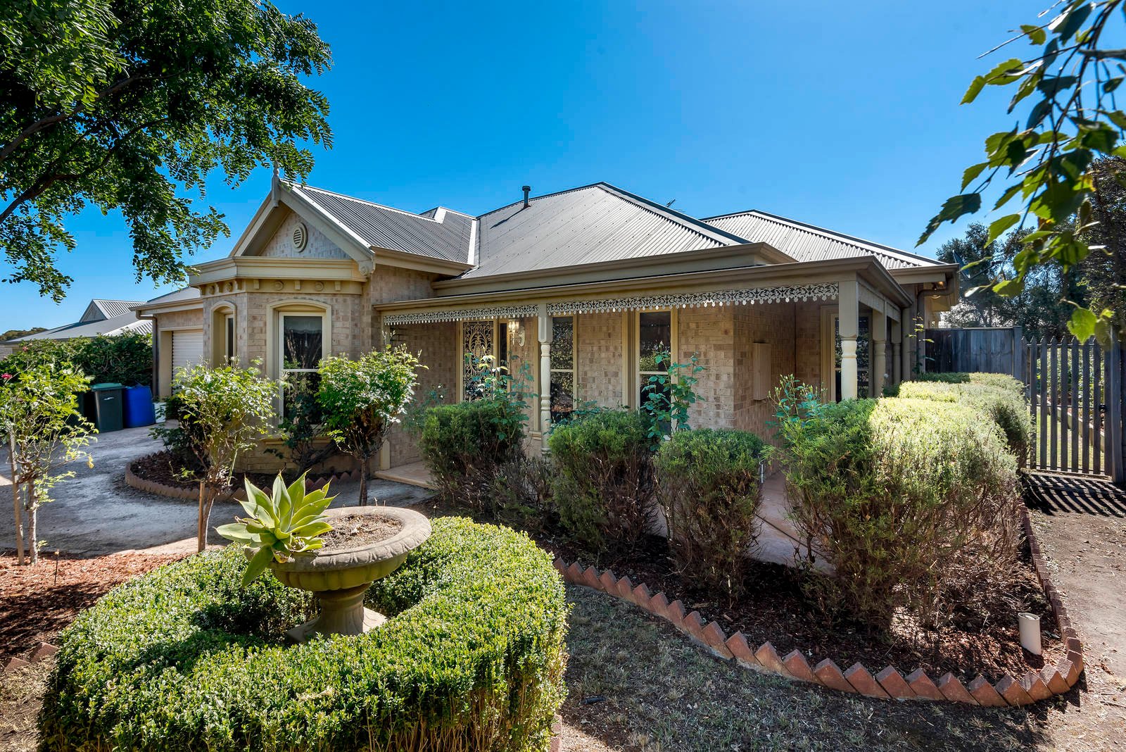 Property Gallery - Main Image