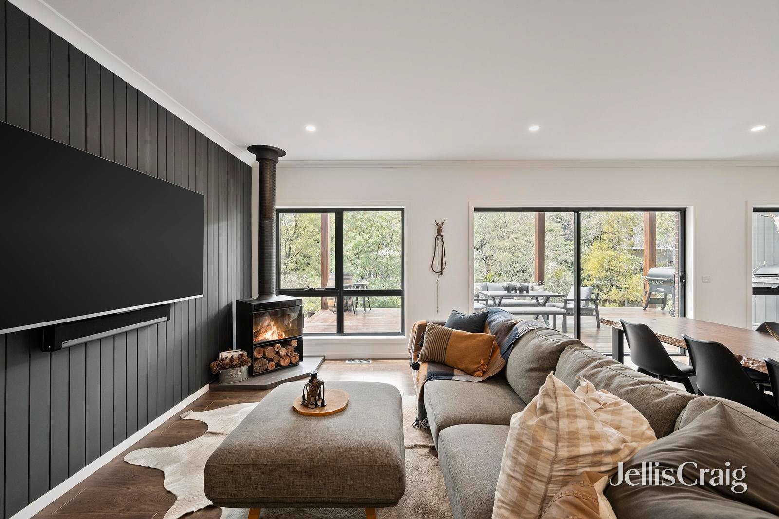 2 Bushland Grove, Lilydale image 3