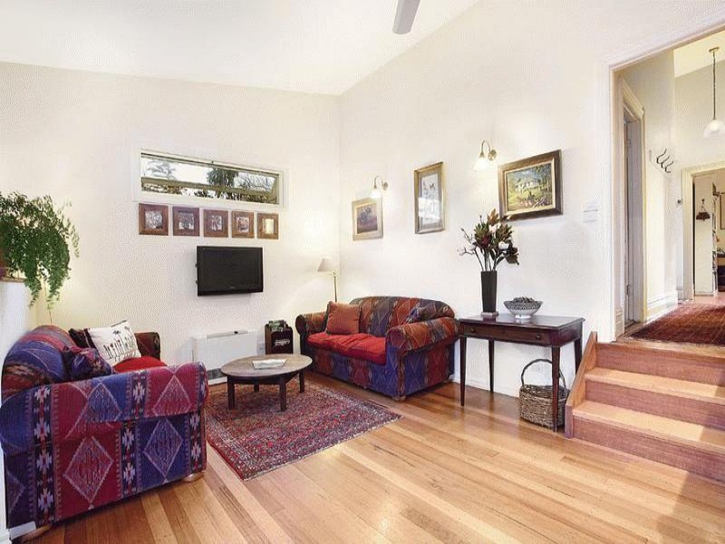 2 Byron Street, Kew image 3