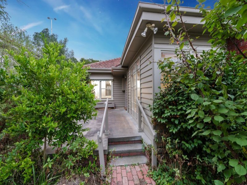 2 Cameron Road, Box Hill North image 10