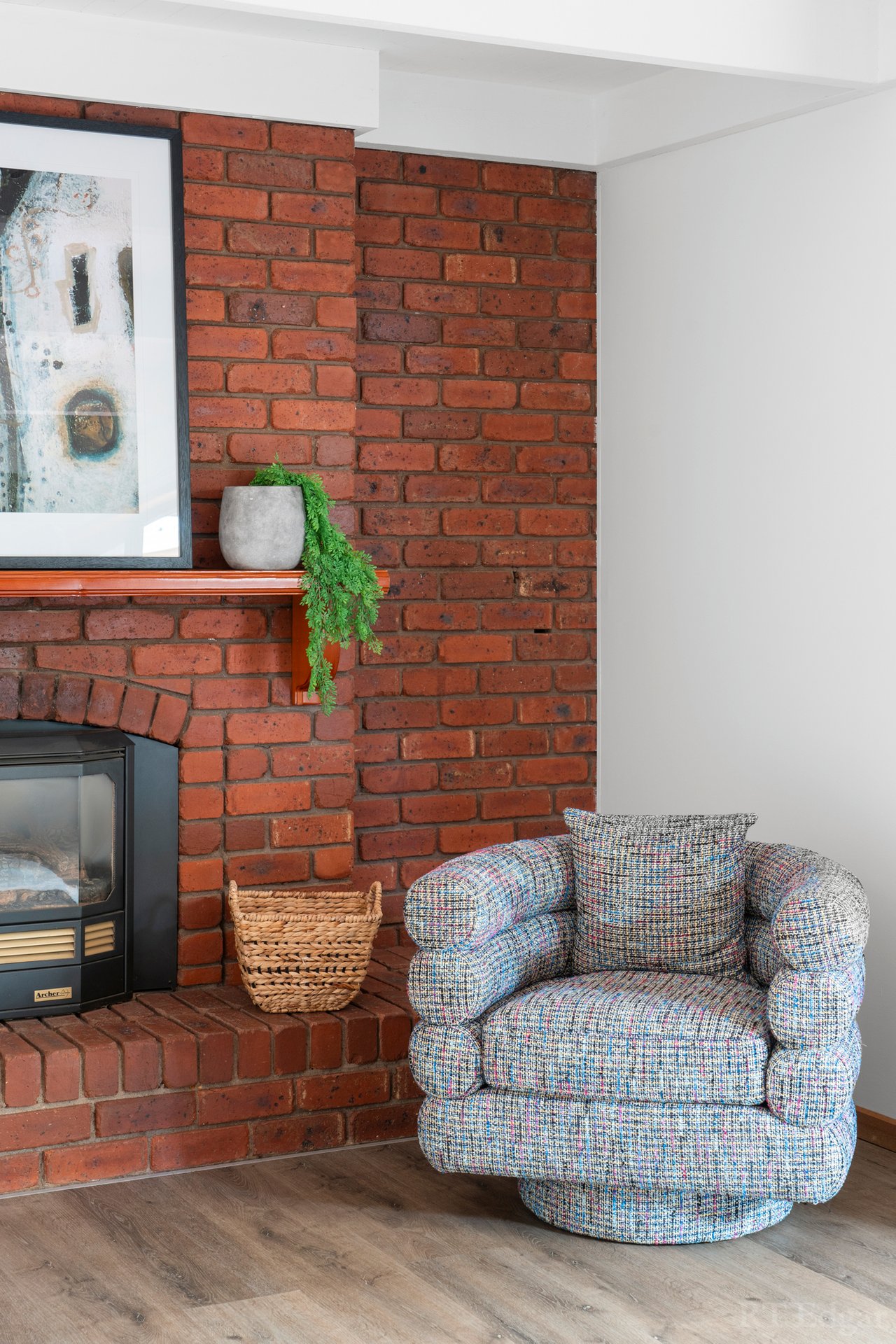 Property Gallery Thumbnail 12