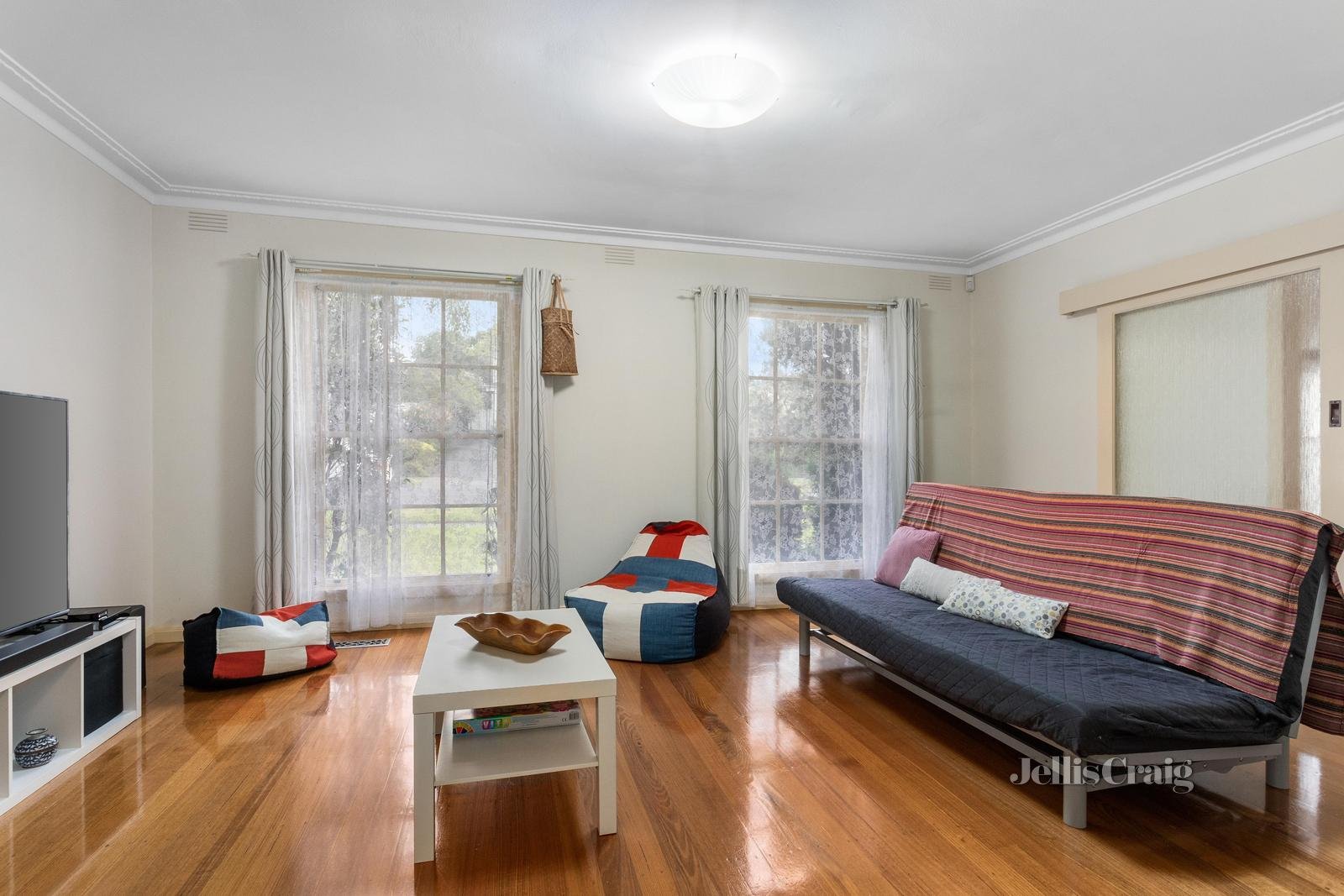 2 Castlereagh Court, Mount Waverley image 2