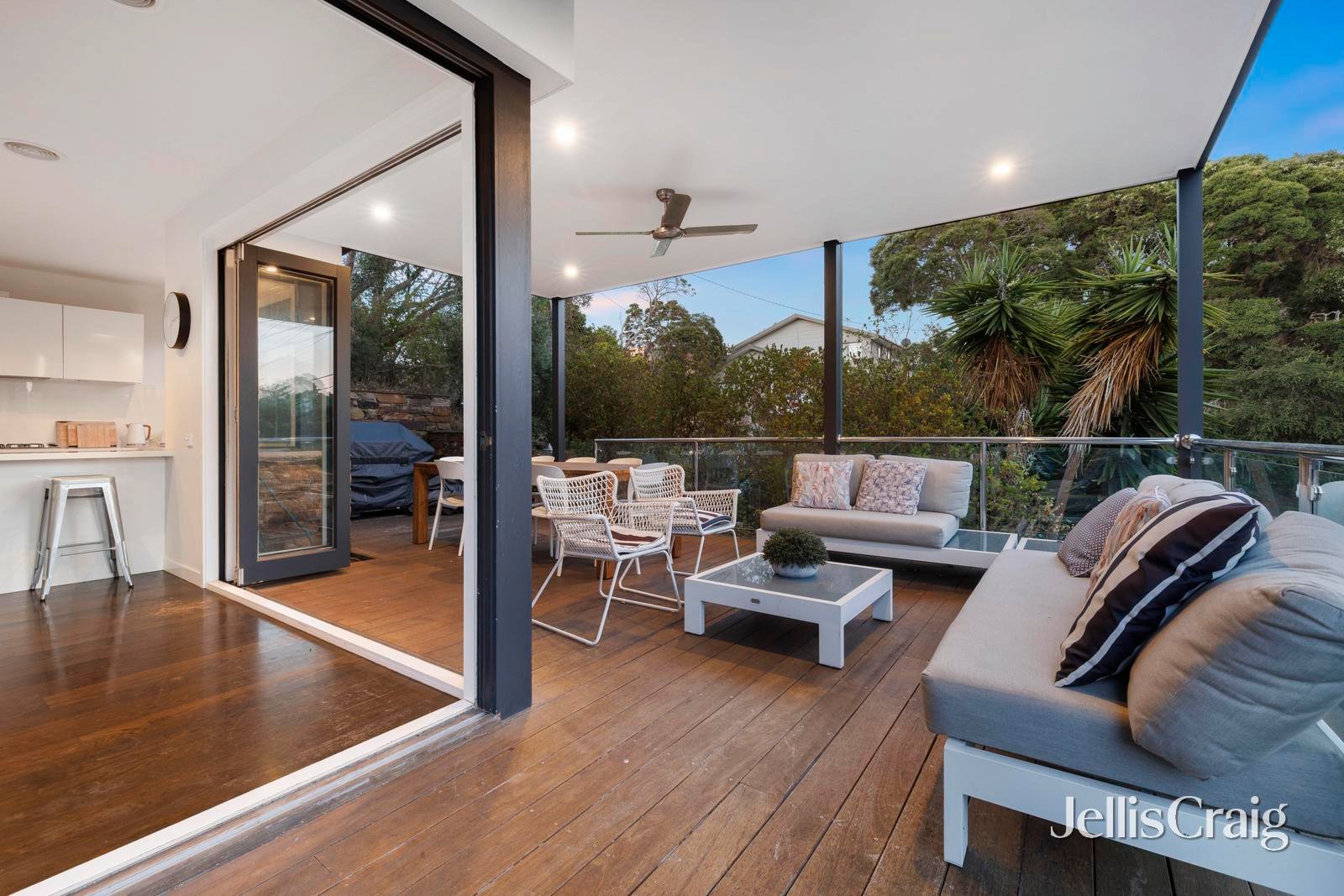 2 Caxton Street, Blairgowrie image 6