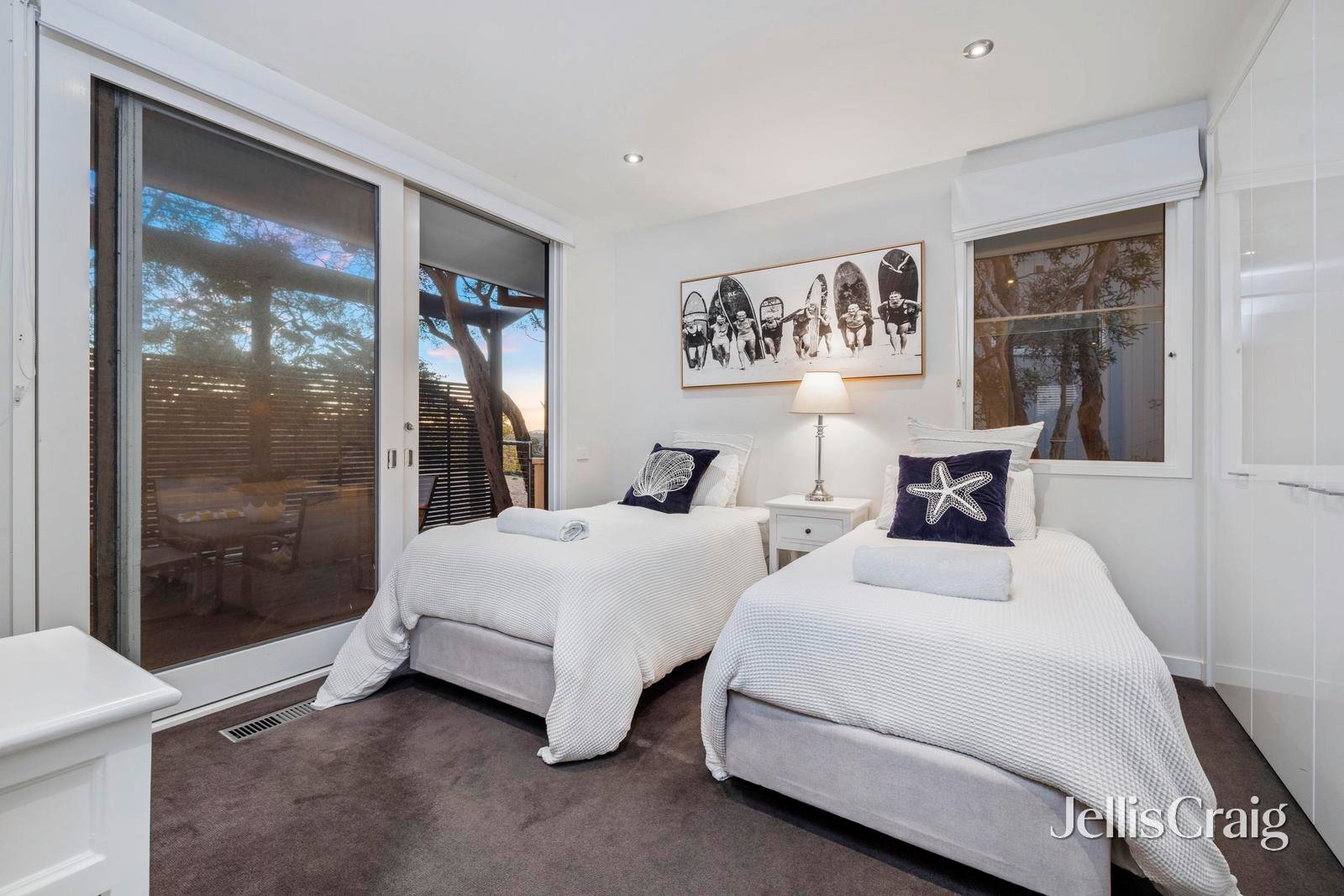 2 Caxton Street, Blairgowrie image 13