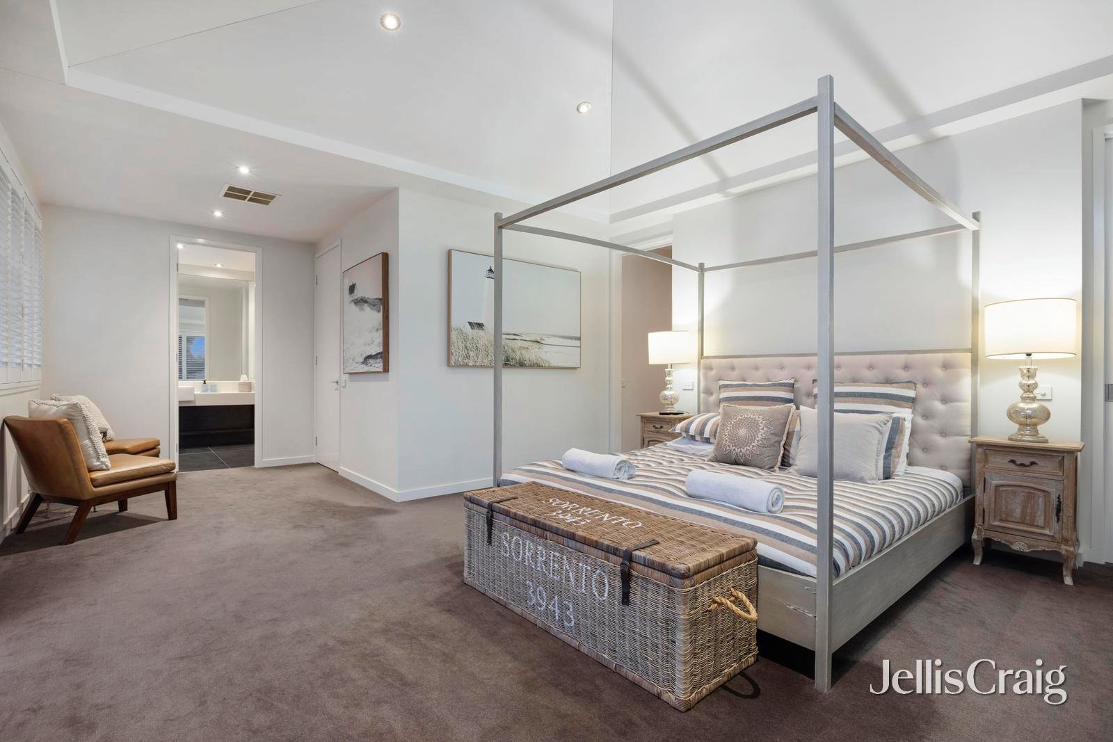 2 Caxton Street, Blairgowrie image 14