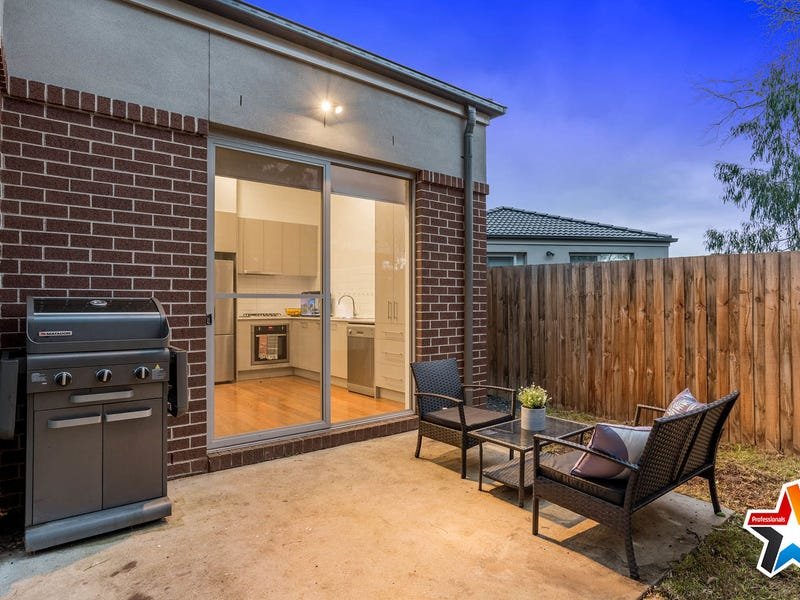 2 Cedar Close, Mooroolbark image 12