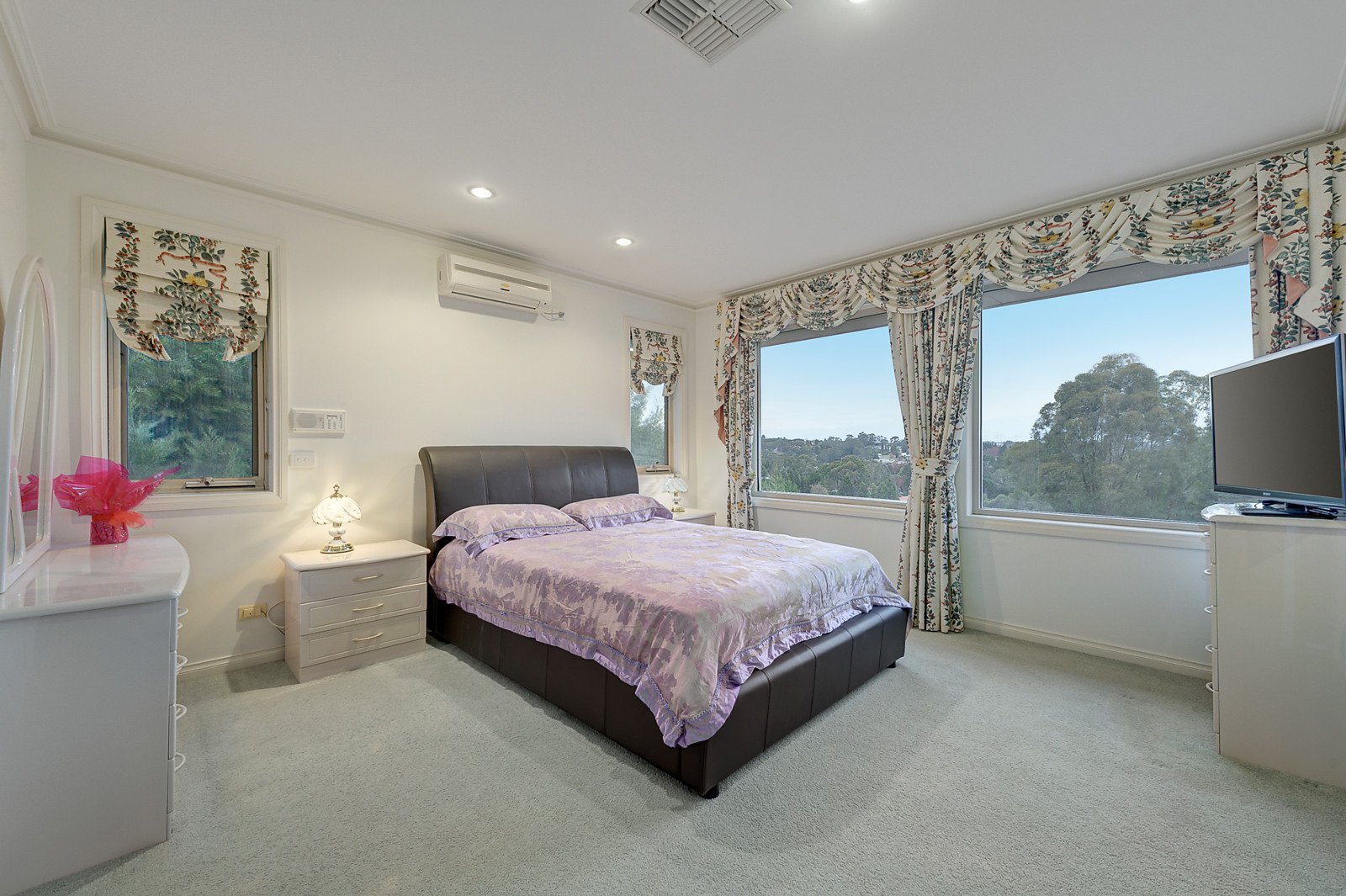 2 Cedar Rise, Warrandyte image 9