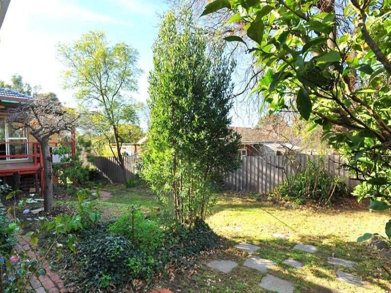 2 Chessell Street, Mont Albert North image 6