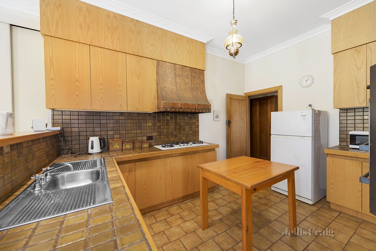 2 Claire Street, Mckinnon image 5