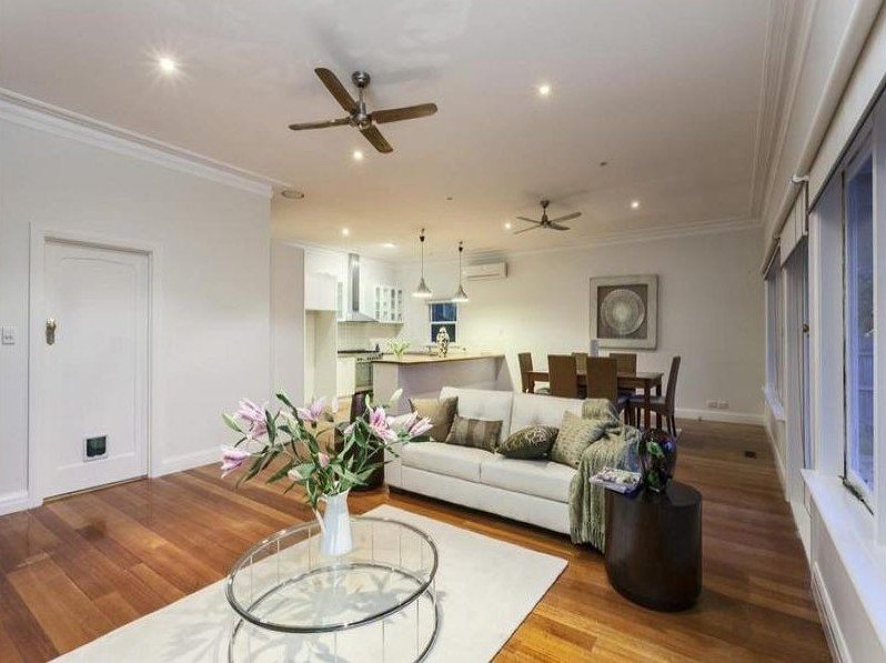 2 Clairmont Avenue, Bentleigh image 4