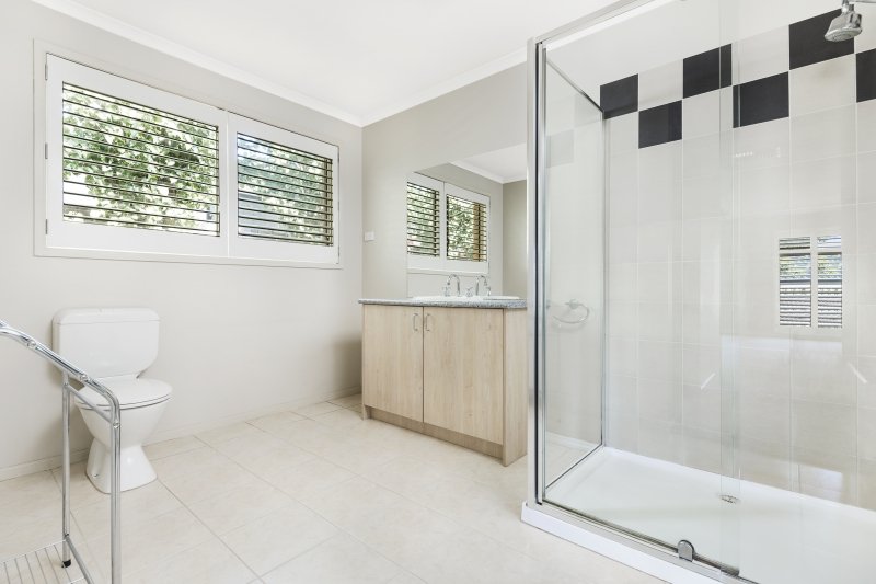 Property Gallery Thumbnail 11