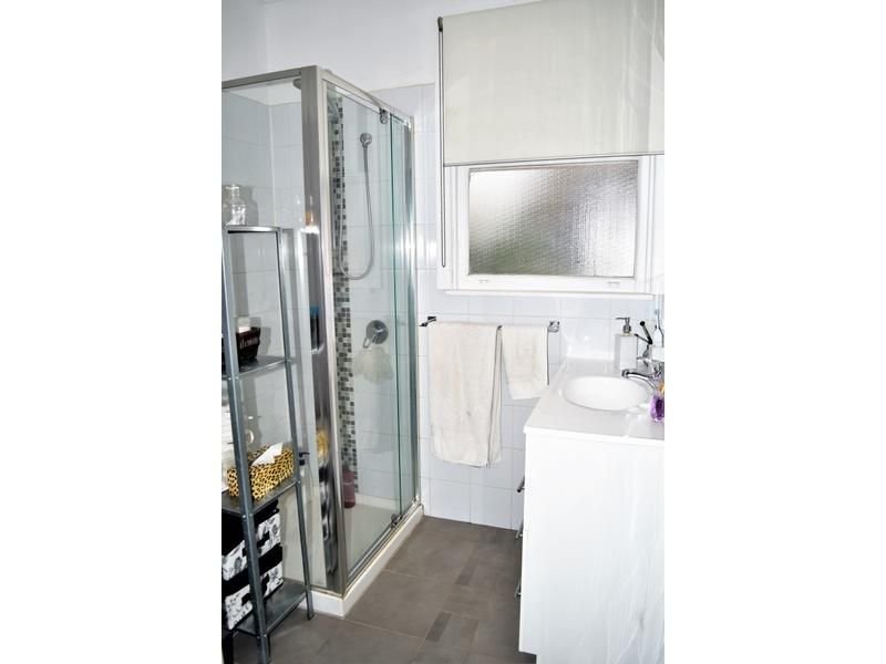 2 Collins Street, Heidelberg Heights image 6