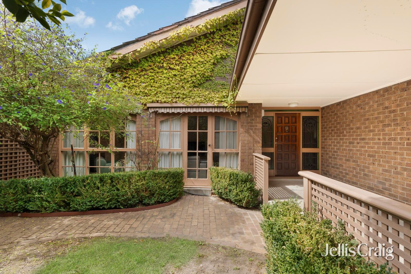 2 Colvin Court, Glen&nbsp;Waverley image 2