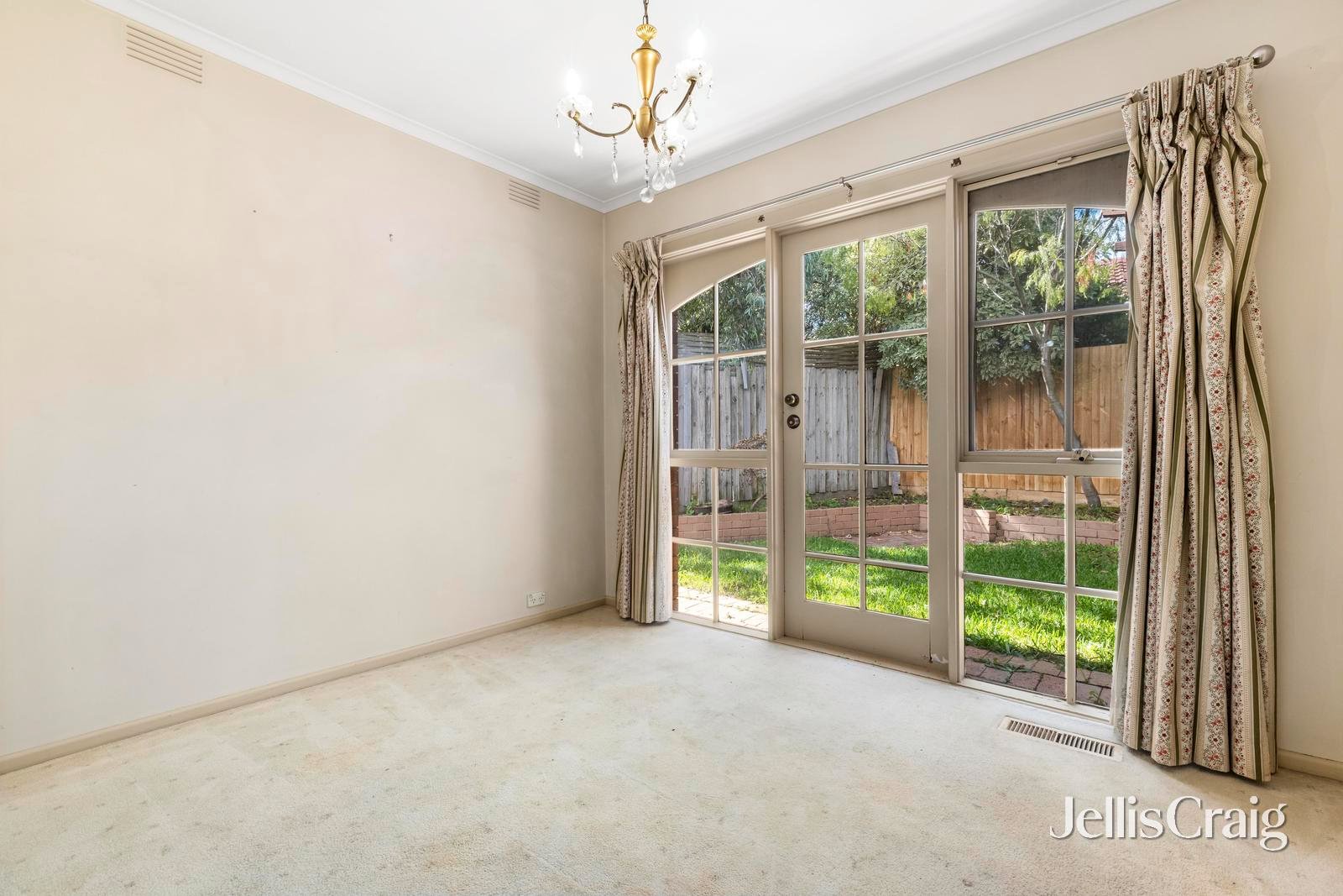 2 Colvin Court, Glen&nbsp;Waverley image 11