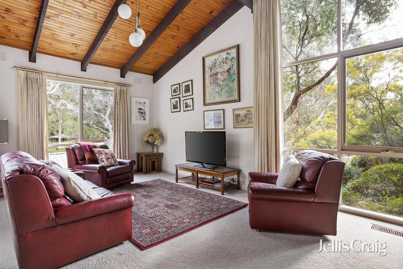 2 Coolabah Drive, Eltham image 3