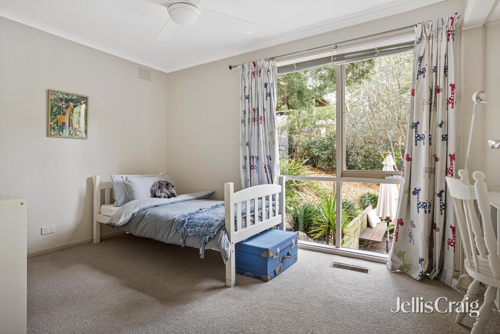 2 Coolabah Drive, Eltham image 13