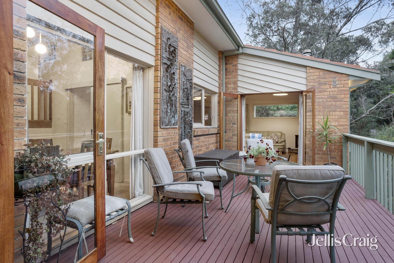 2 Coolabah Drive, Eltham image 16