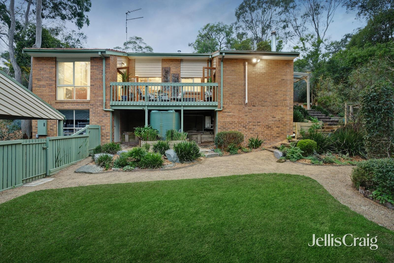 2 Coolabah Drive, Eltham image 19