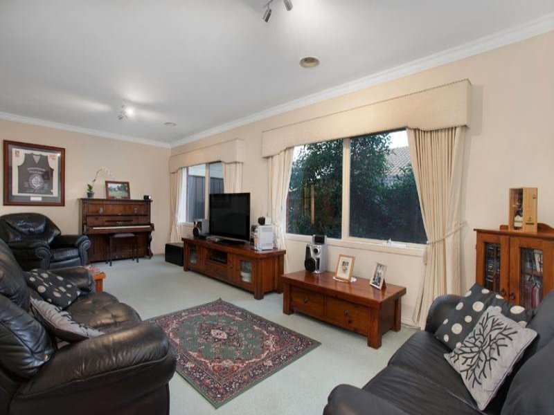 2 Costello Street, Mont Albert North image 2