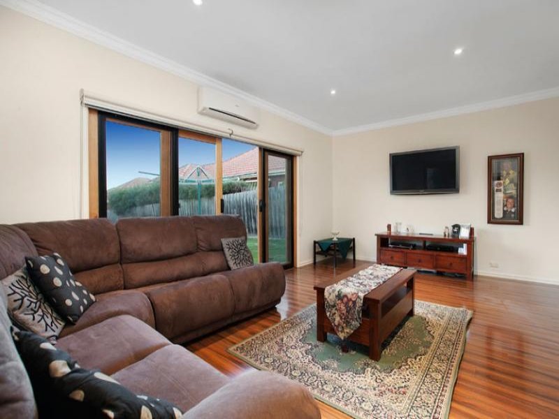2 Costello Street, Mont Albert North image 5