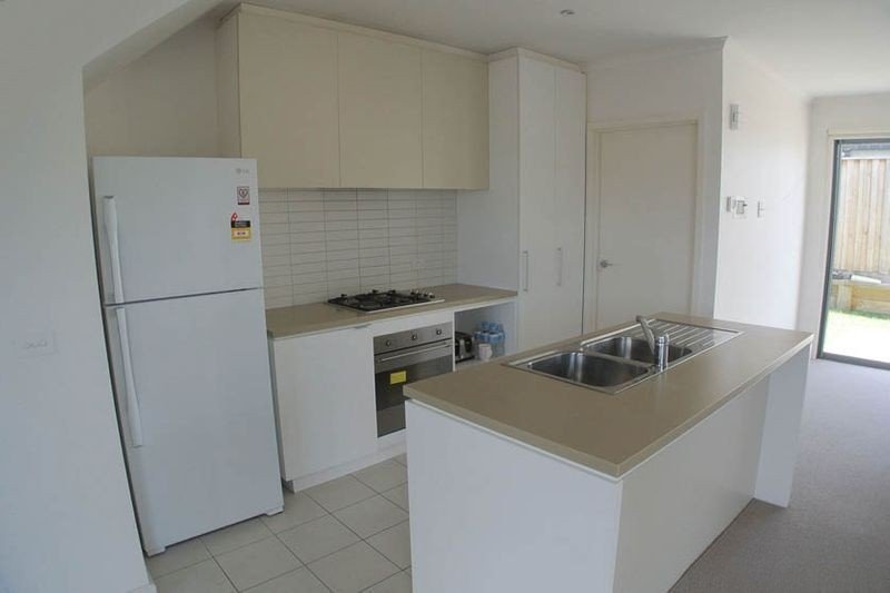 2 Croke Park Court, Mulgrave image 2
