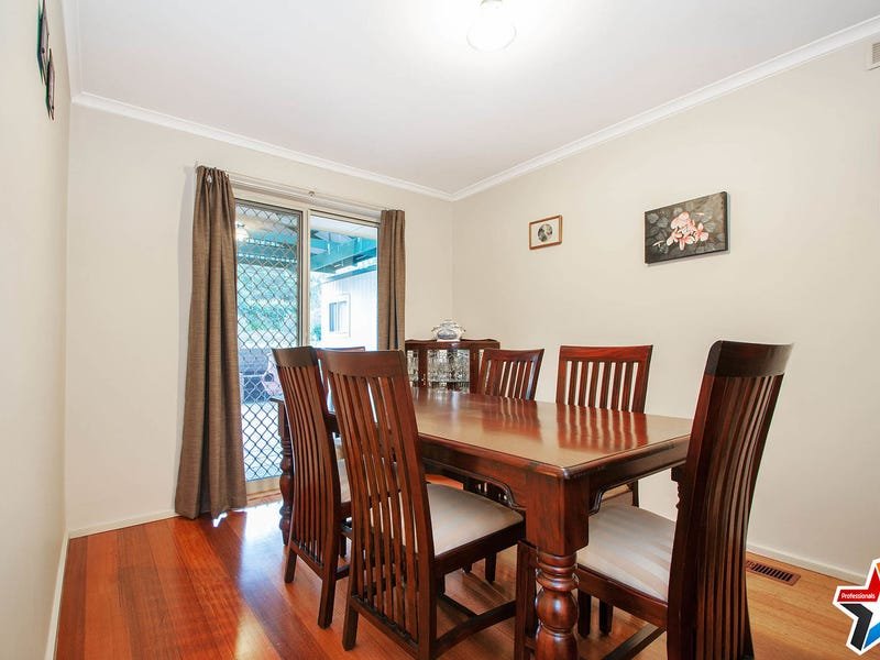 2 Croydondale Drive, Mooroolbark image 9