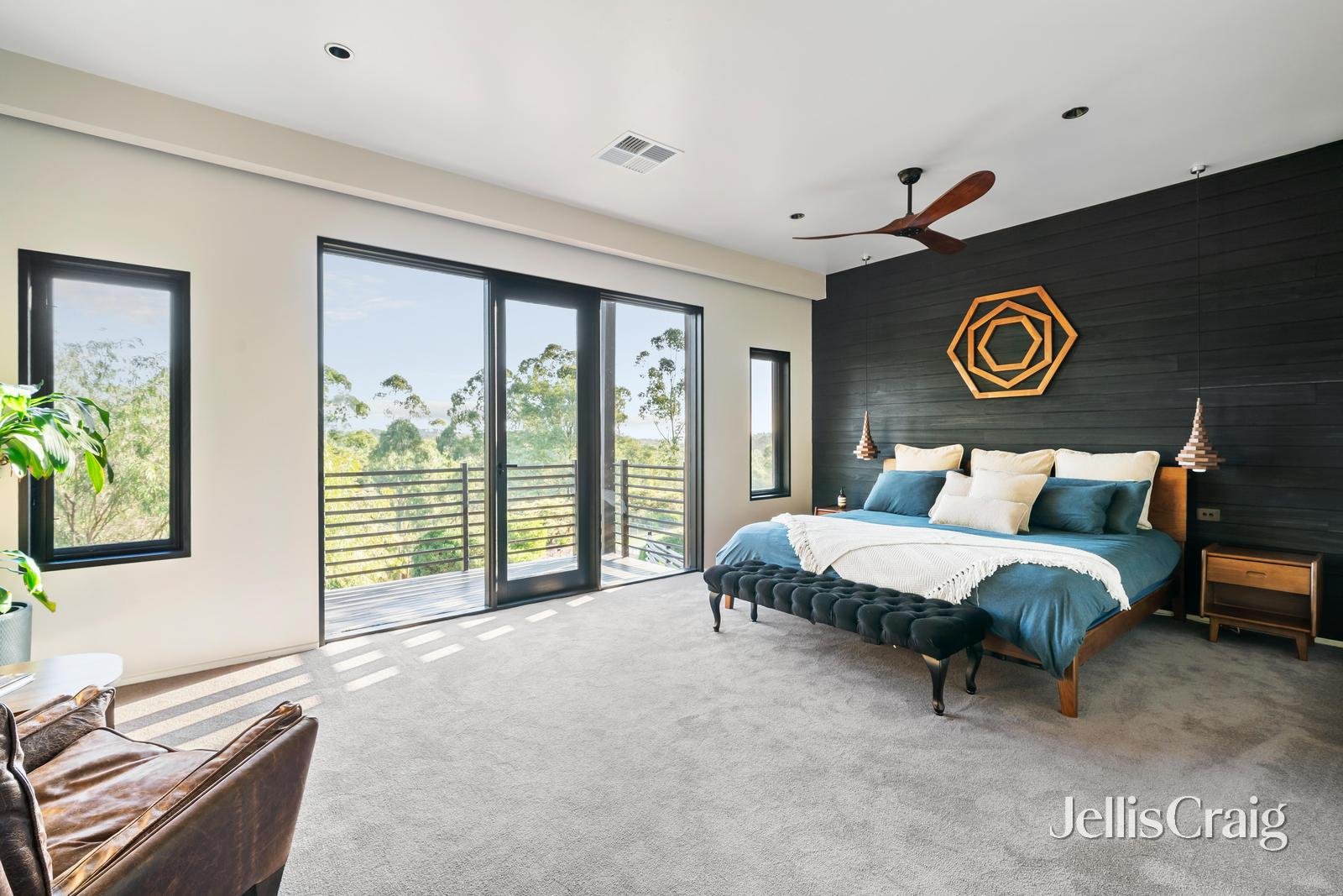 2 Culla Hill, Eltham image 8