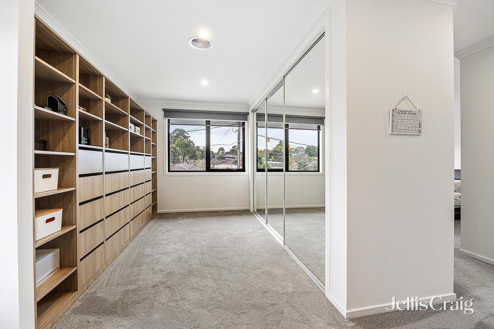2 Cumberland Court, Forest Hill image 9