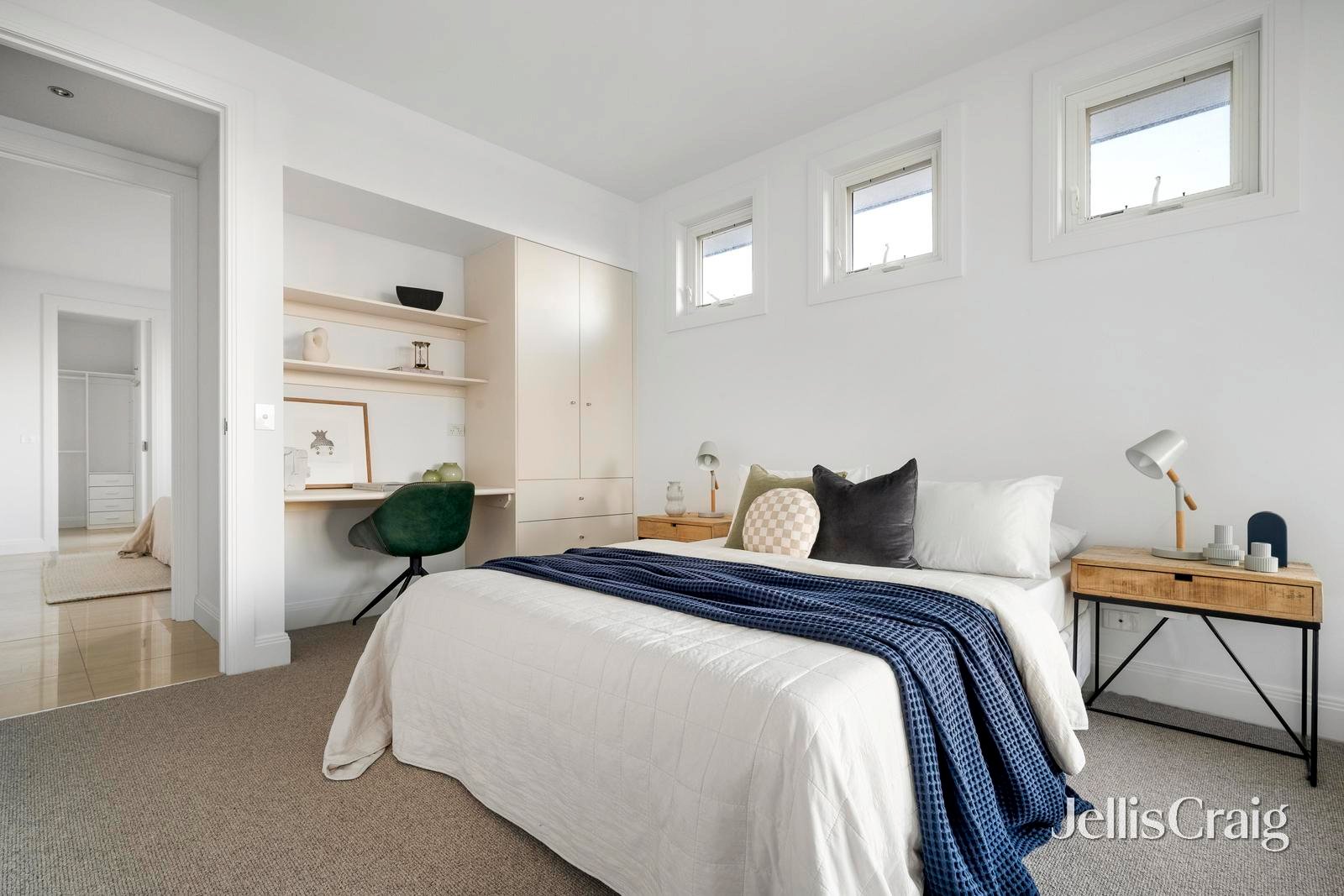 2 Curley Street, Brighton East image 17