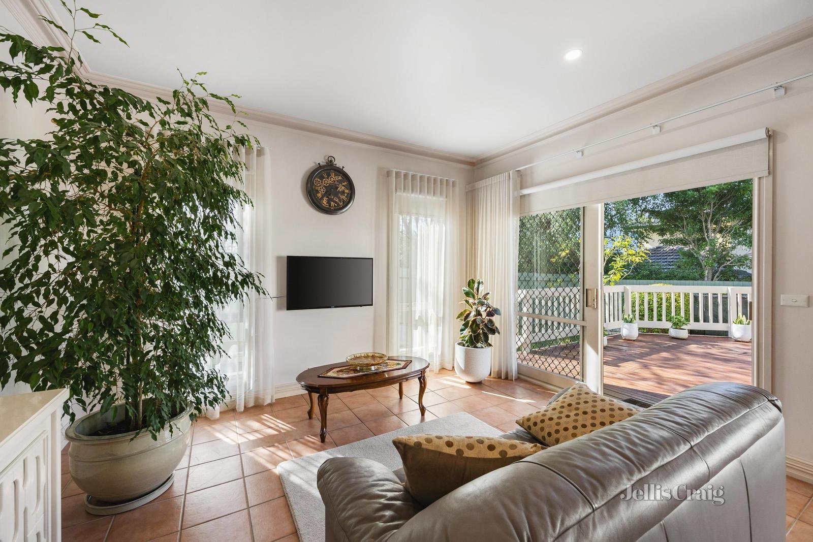 2 Dalkeith Court, Doncaster&nbsp;East image 5