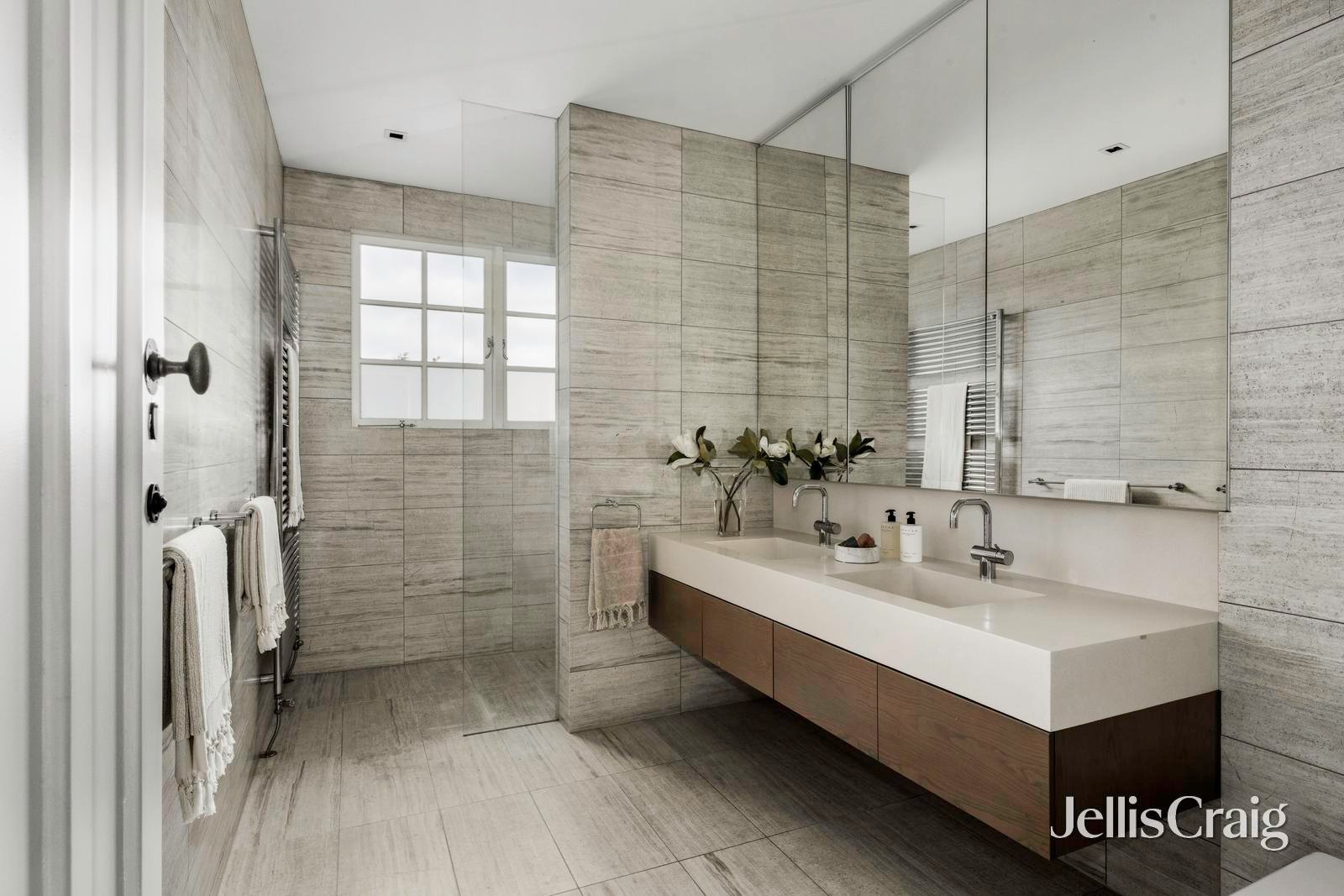 2 Daracombe Avenue, Kew image 19