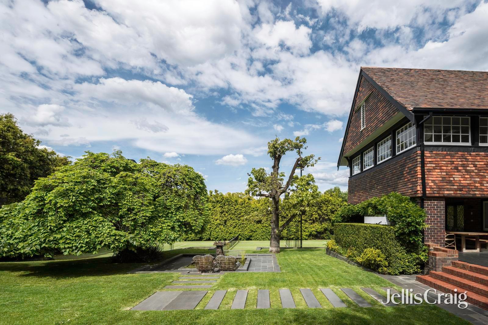 2 Daracombe Avenue, Kew image 24