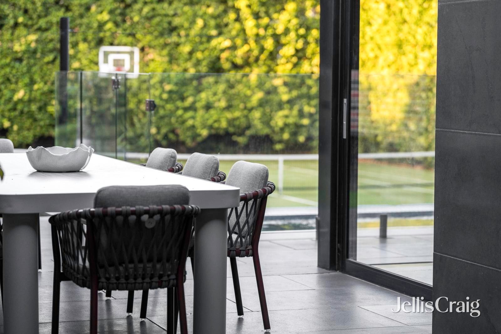 2 Daracombe Avenue, Kew image 29