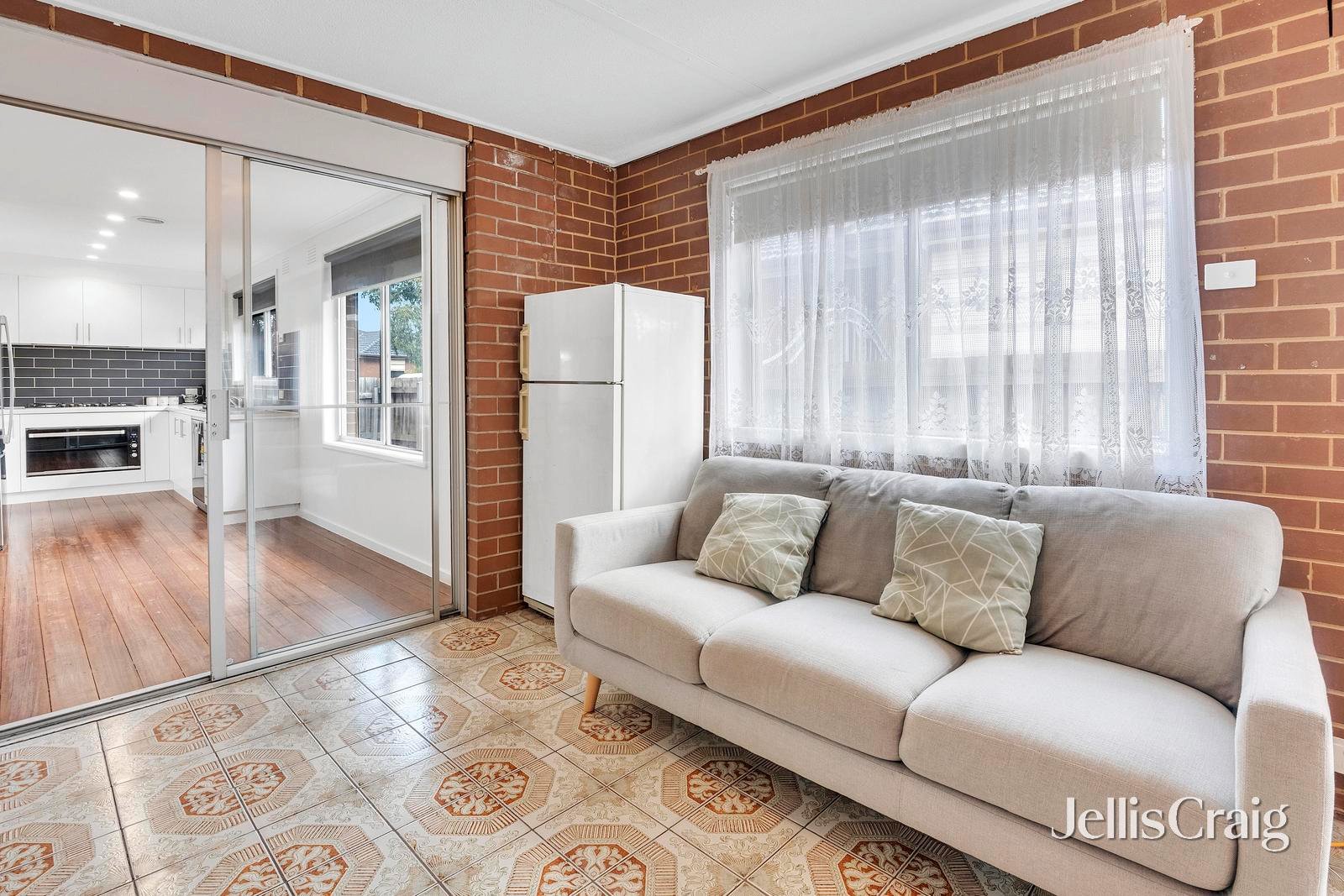 2 Dawson Street, Reservoir image 8