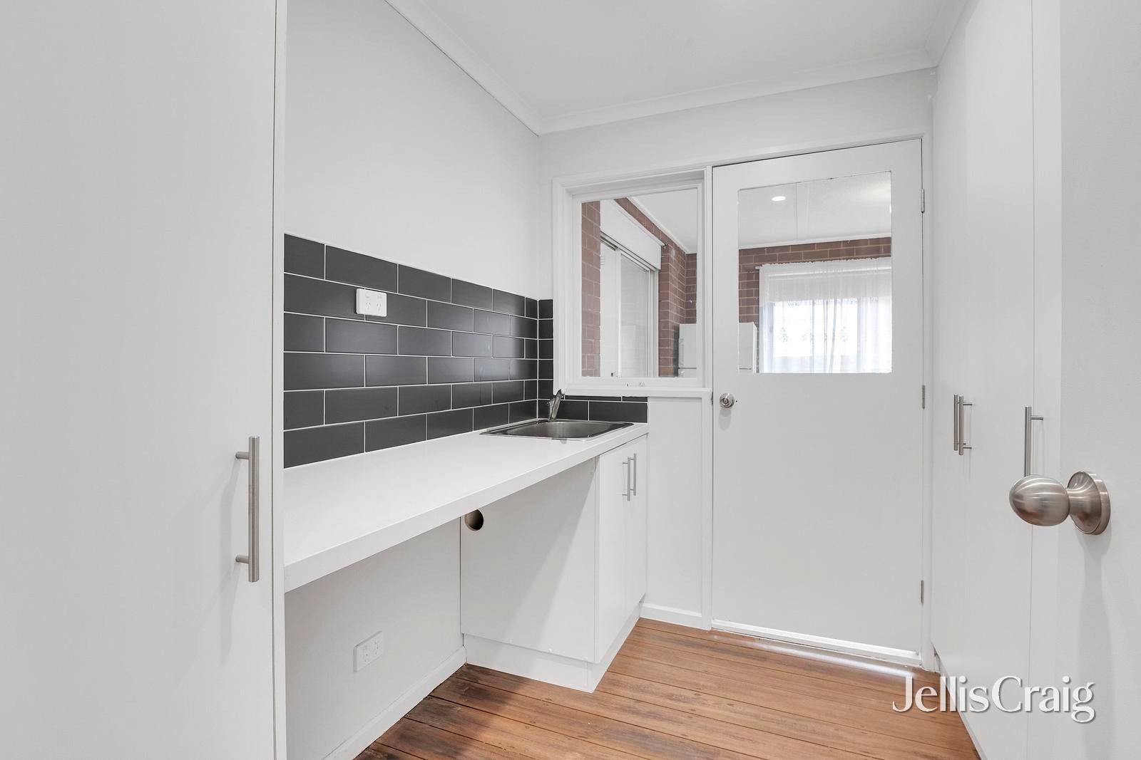 2 Dawson Street, Reservoir image 11