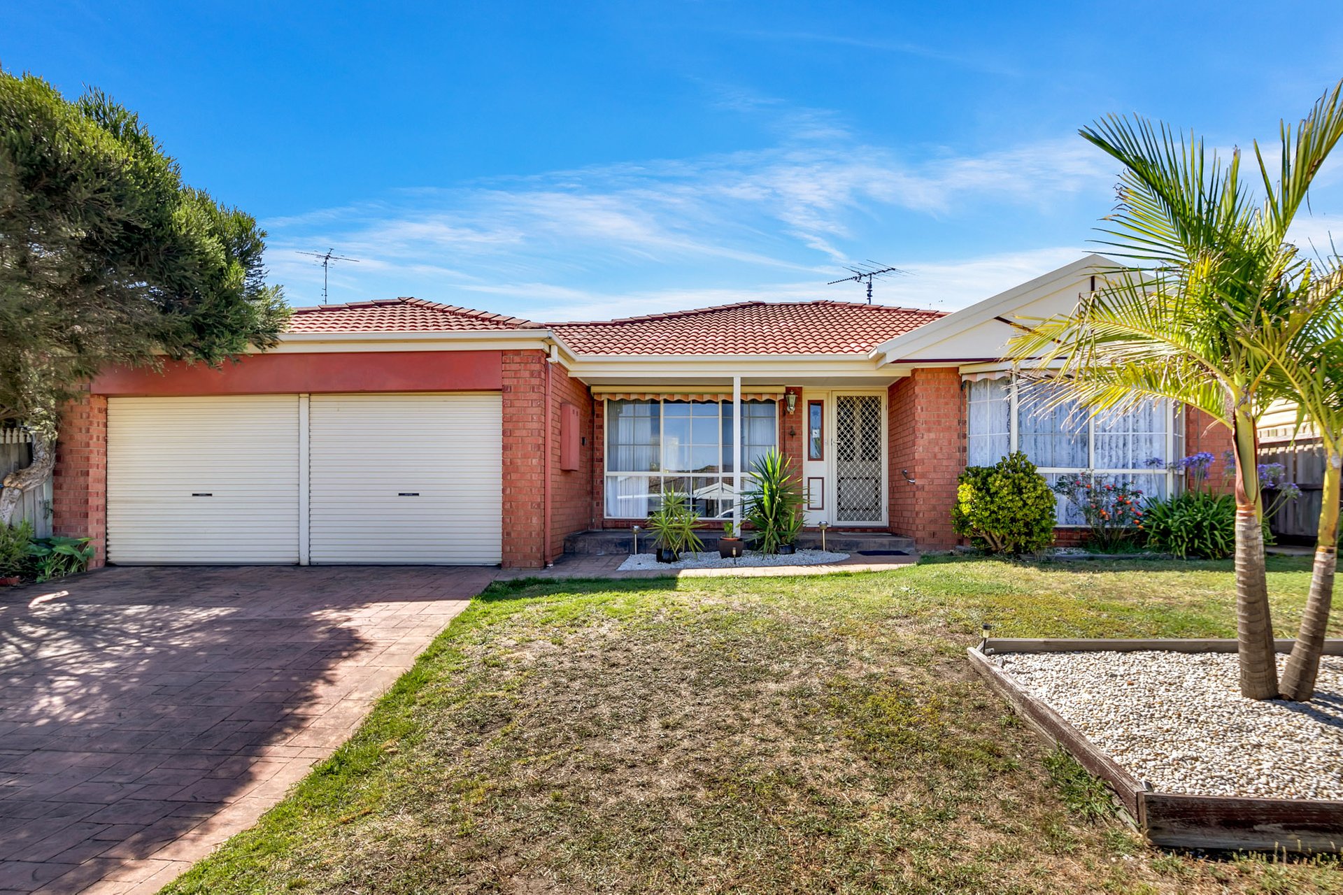 2 Daxter Court, Leopold image 1