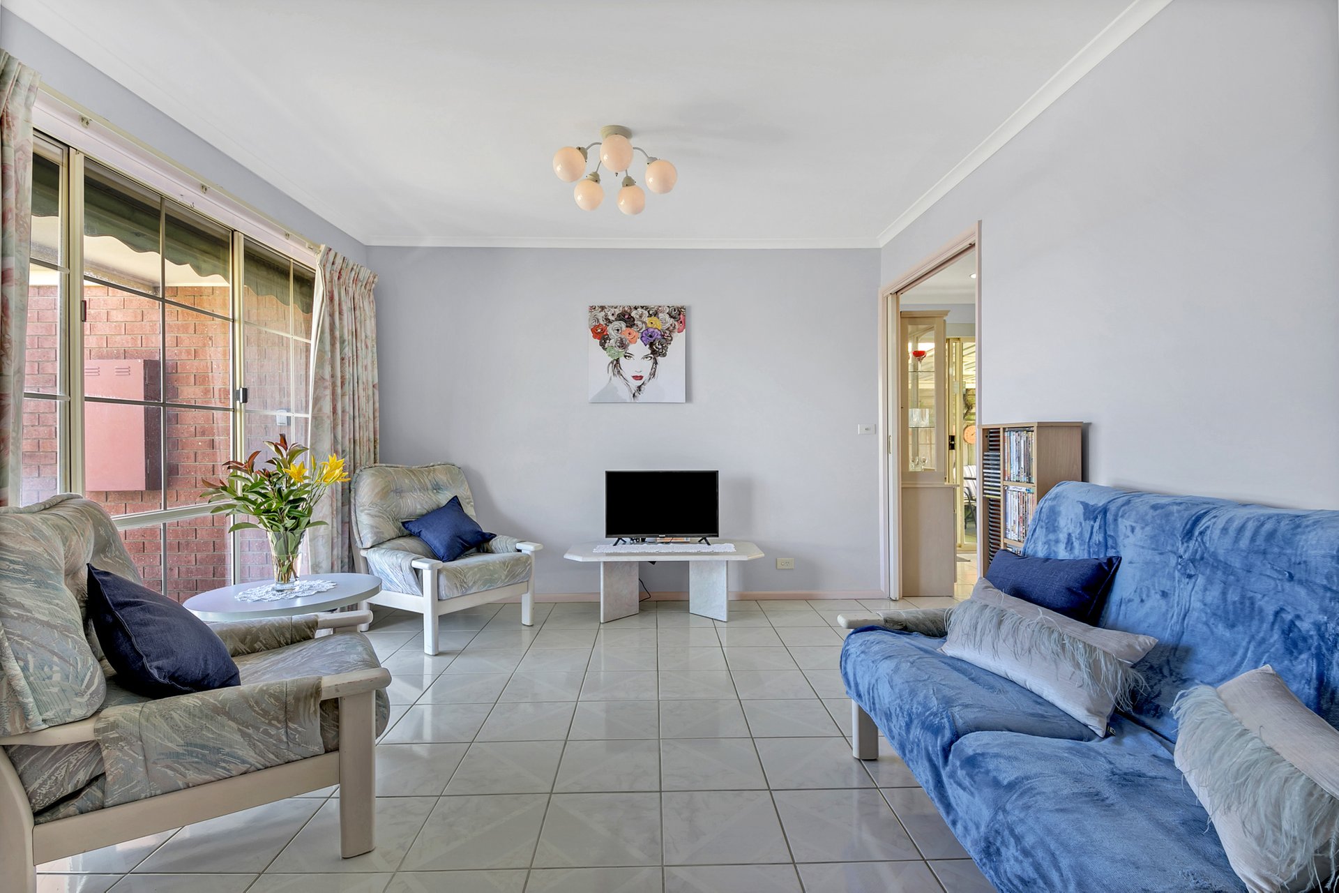 2 Daxter Court, Leopold image 2