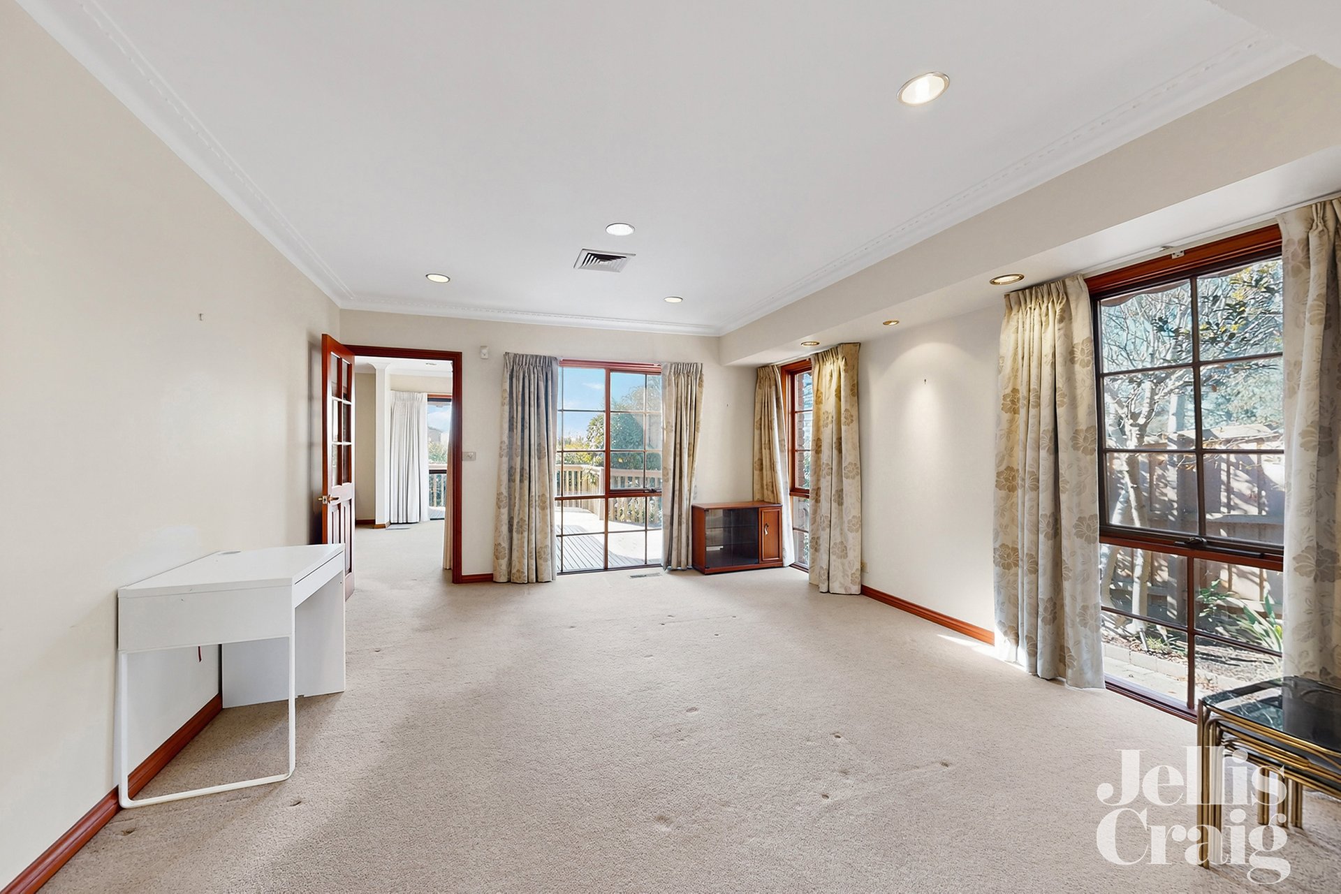 2 Delfi Court, Balwyn image 4