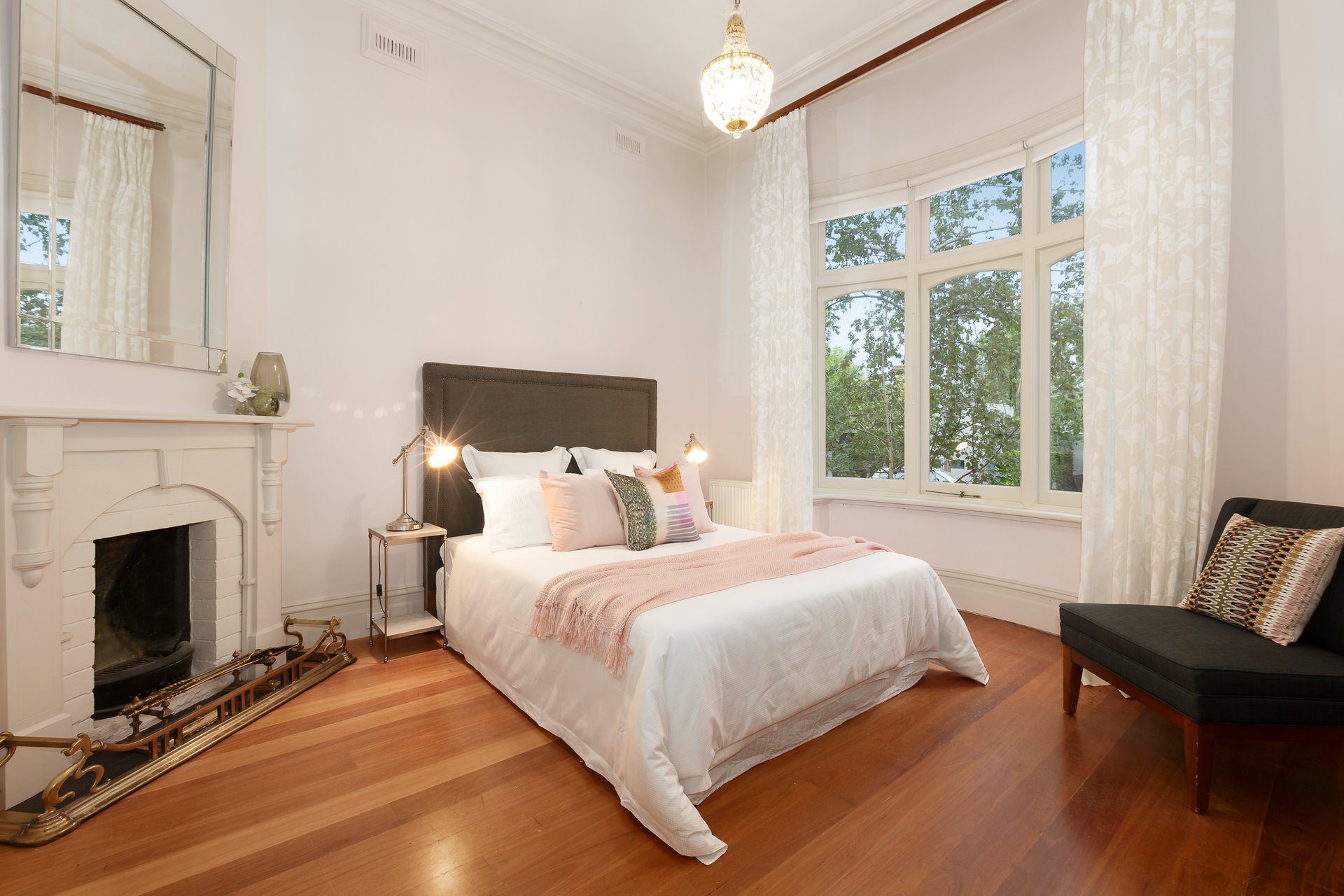 Property Gallery Thumbnail 5