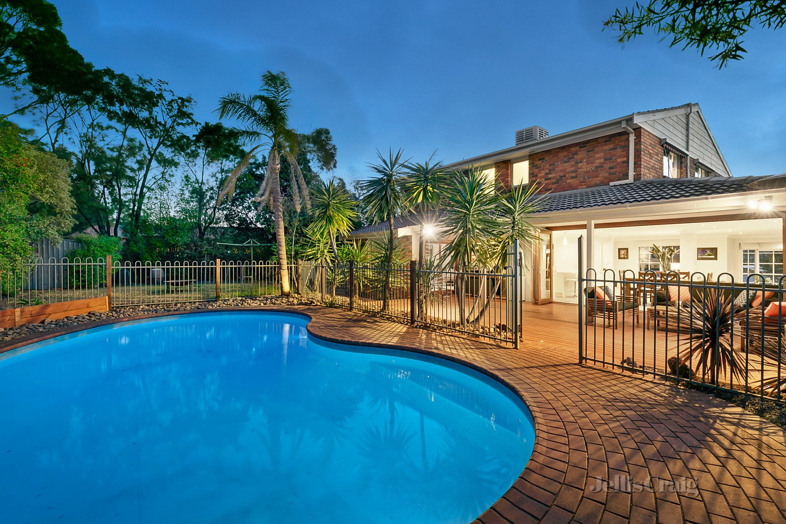 2 Donegal Court, Templestowe image 11