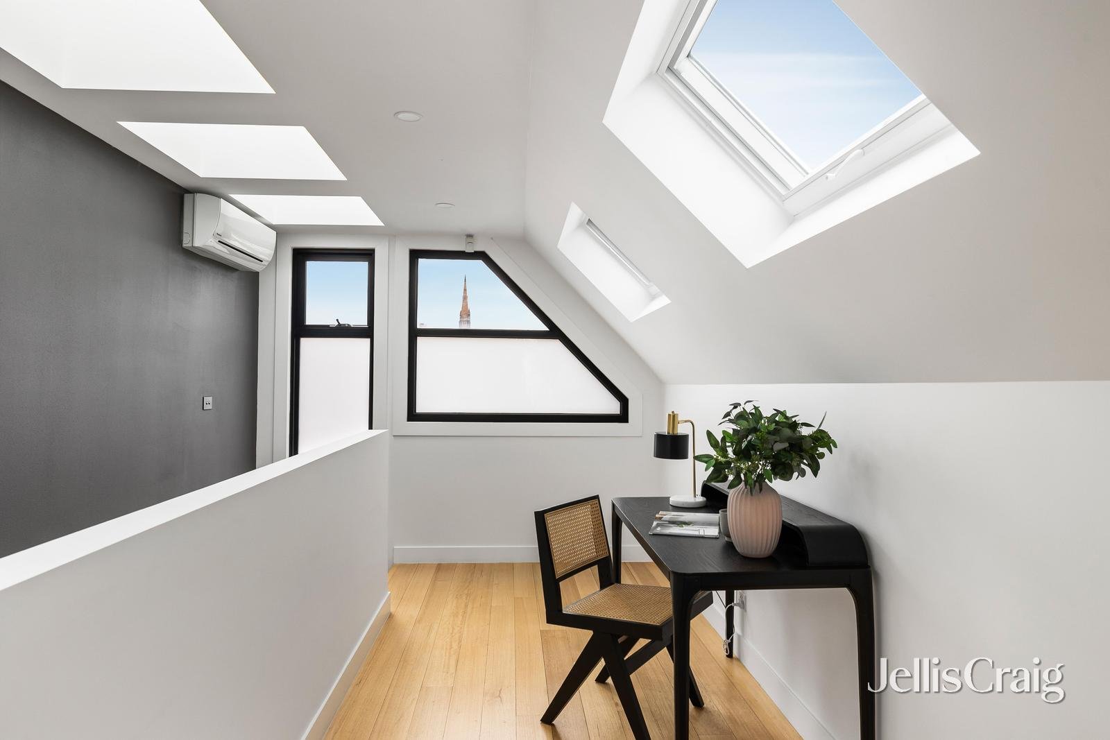 2 Duke Street, Richmond image 8