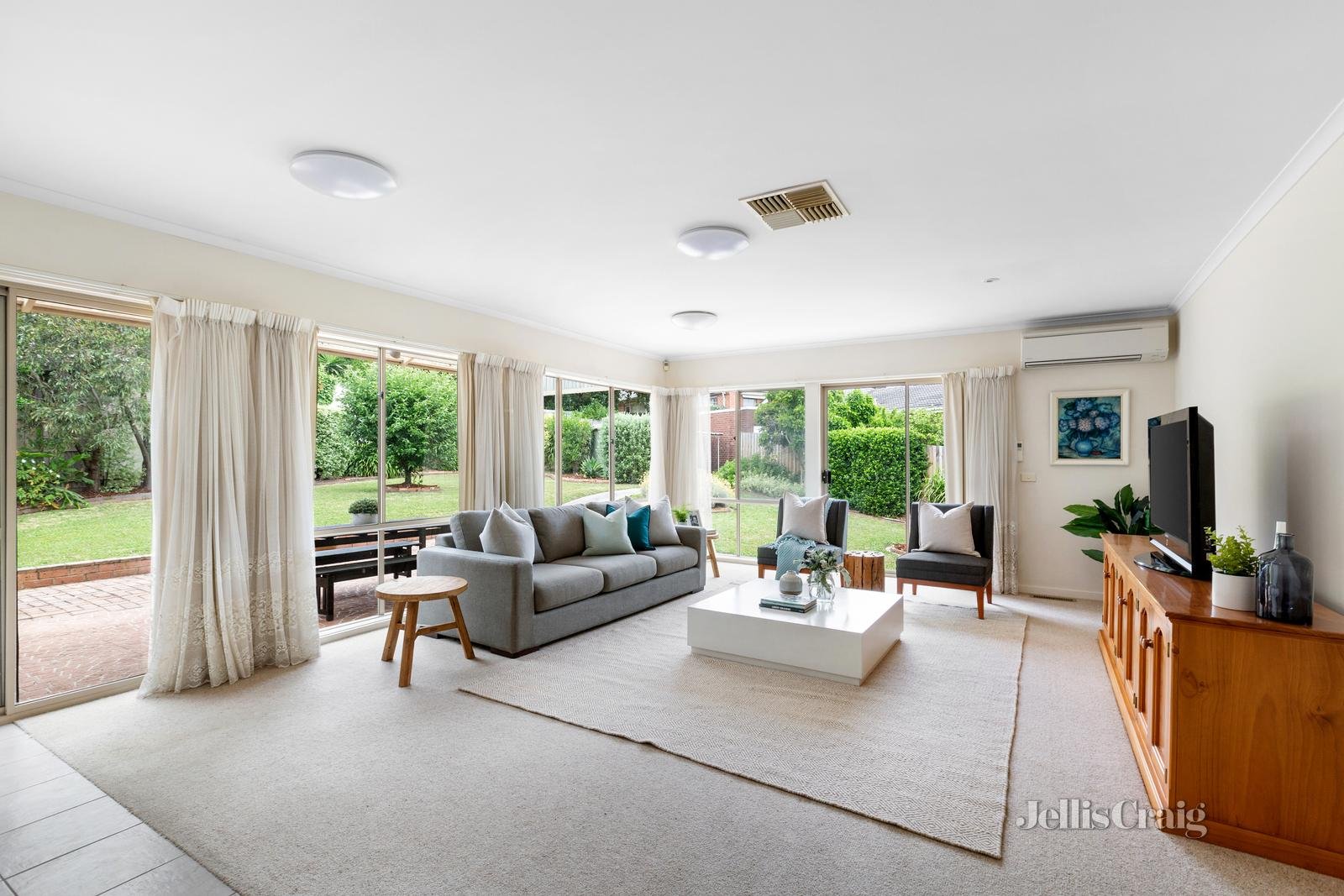 2 Dundee Street, Balwyn image 2