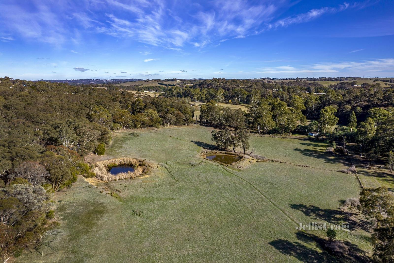 2 Eagles Nest Road, Arthurs Creek image 2