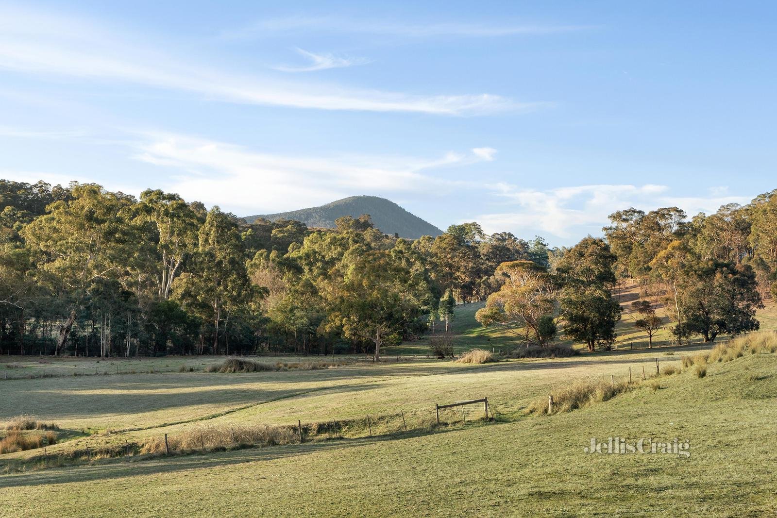 2 Eagles Nest Road, Arthurs Creek image 3